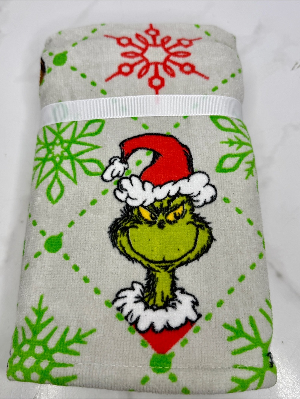 Grinch Holiday Towel Set - Green and Red